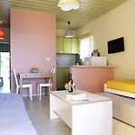 Esperides Apartment *