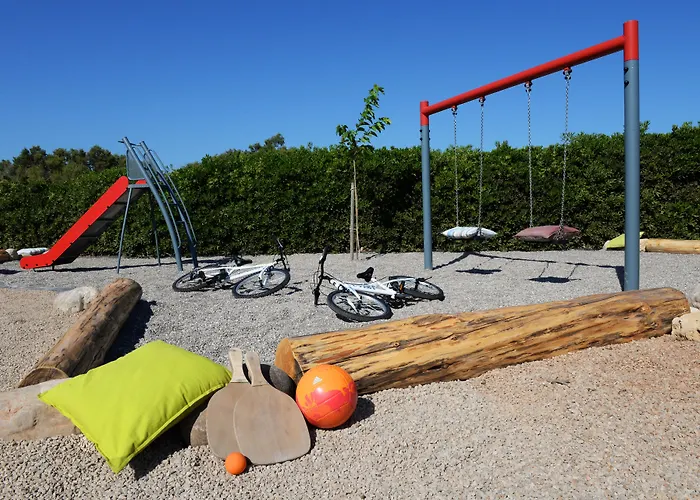 Apartament Esperides Marathópolis