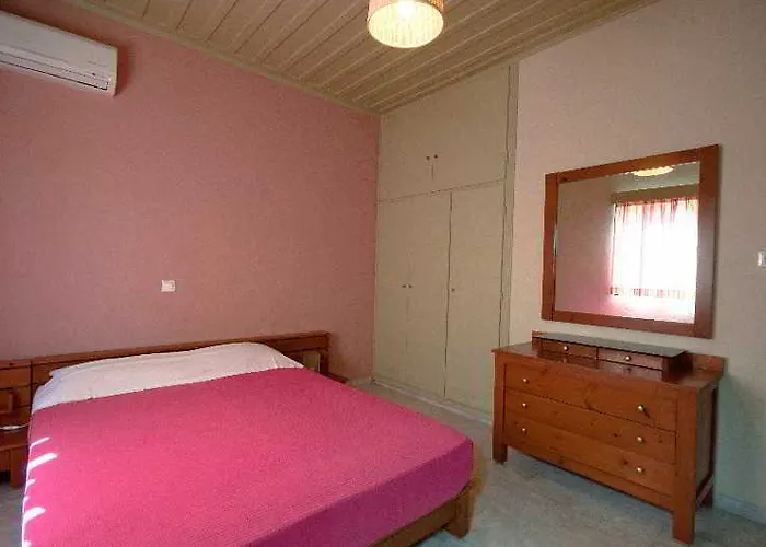 Esperides Apartament *