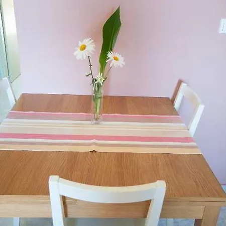 Apartment Esperides *